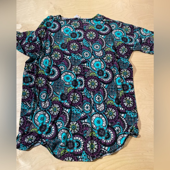 Lularoe Blouse Hi/Lo Hem 2XL (JR) - Picture 14 of 14
